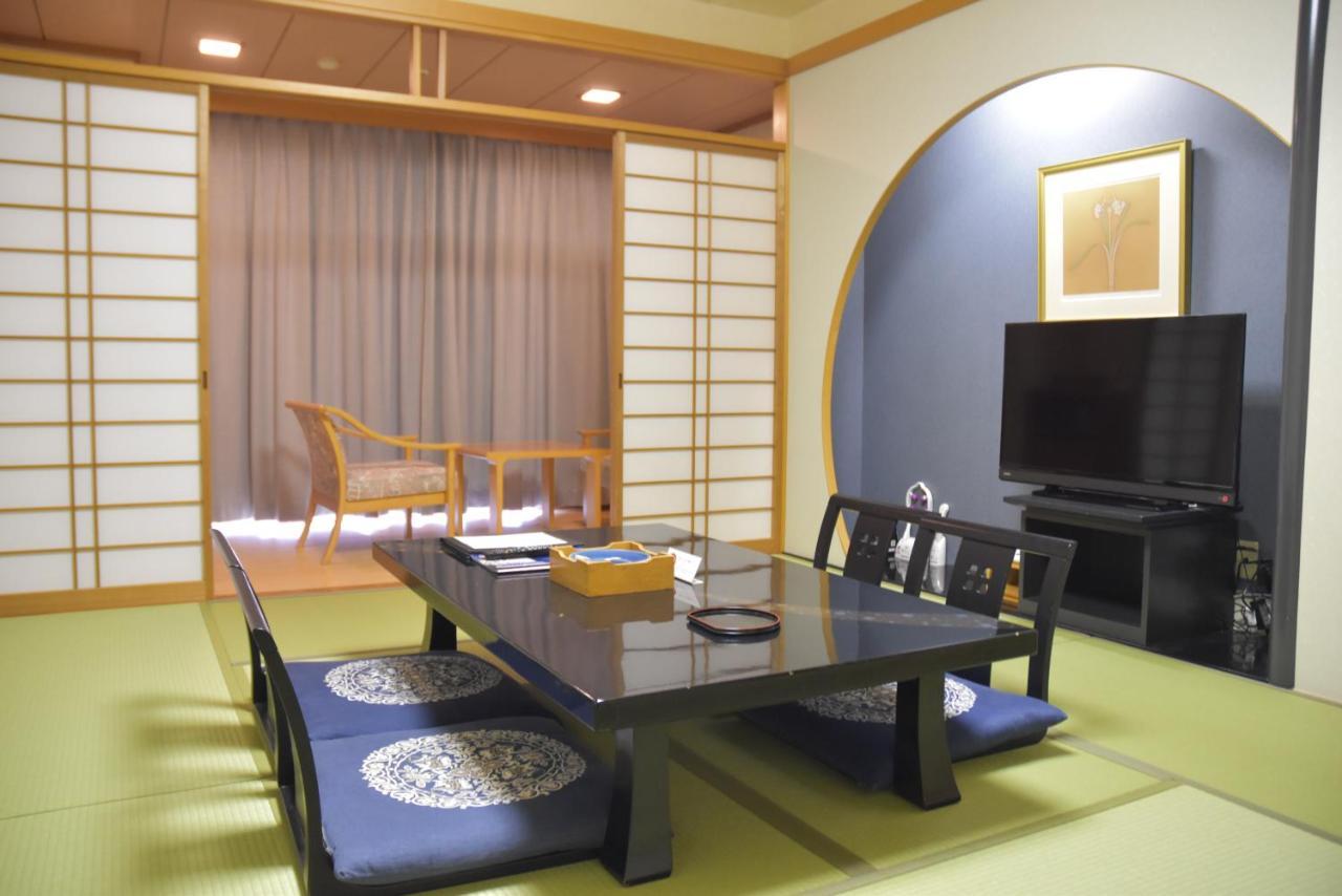 The Gran Resort Elegante Awajishima Exterior foto